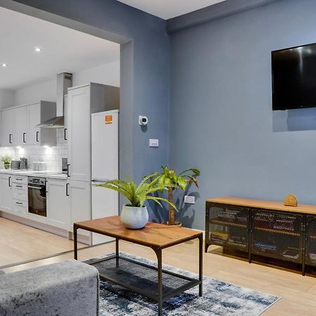 Birkenhead - 2 Bedroom House Luaran gambar