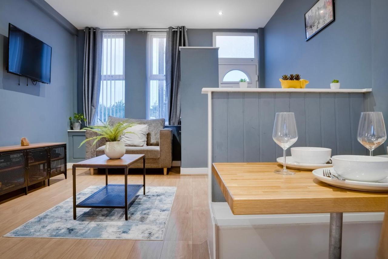 Birkenhead - 2 Bedroom House Luaran gambar