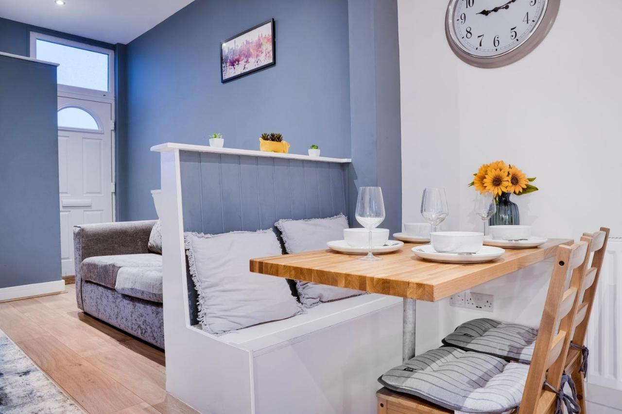Birkenhead - 2 Bedroom House Luaran gambar