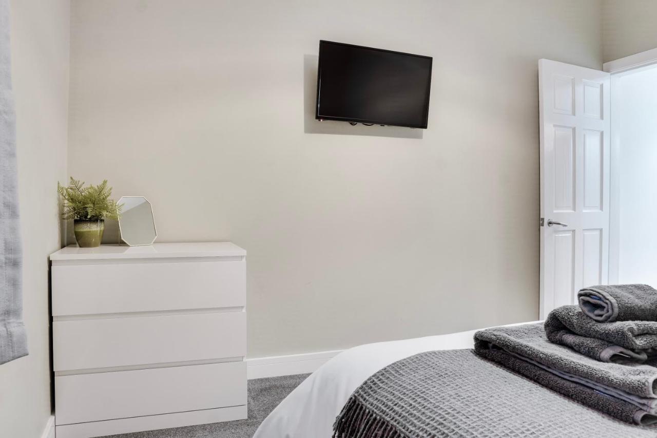 Birkenhead - 2 Bedroom House Luaran gambar